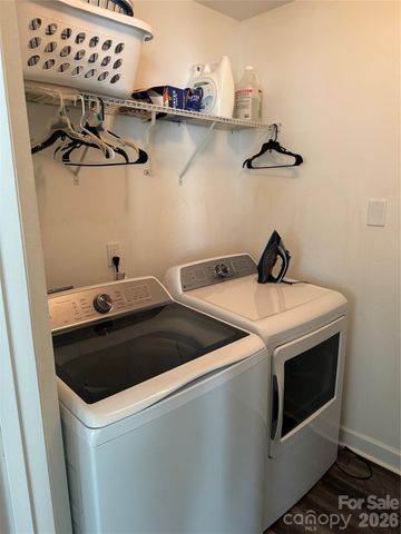 2629 Stream Bank Drive, Charlotte, NC 28269