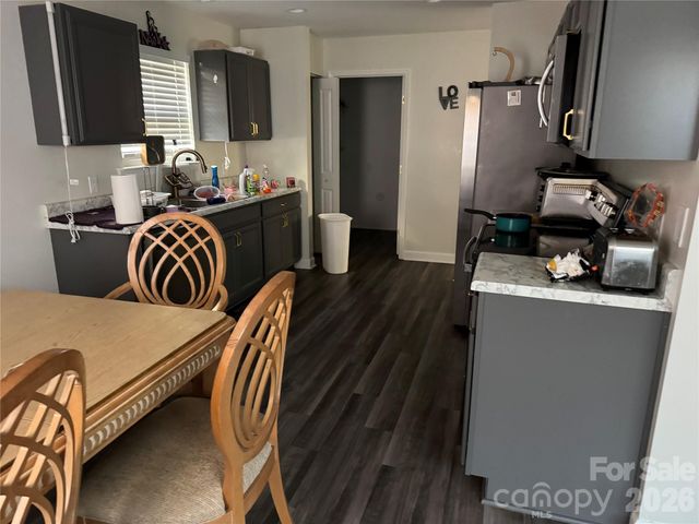 2629 Stream Bank Drive, Charlotte, NC 28269