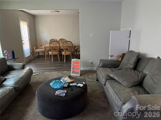 2629 Stream Bank Drive, Charlotte, NC 28269