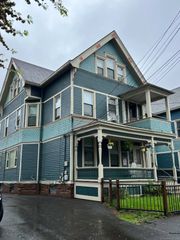 672 Elm Street 1, New Haven, CT 06511