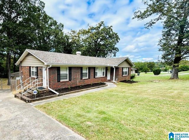 2124 3RD STREET NW, Center Point, AL 35215