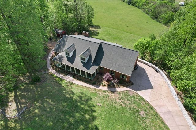 114 Hidden Brook Drive, Sweetwater, TN 37874