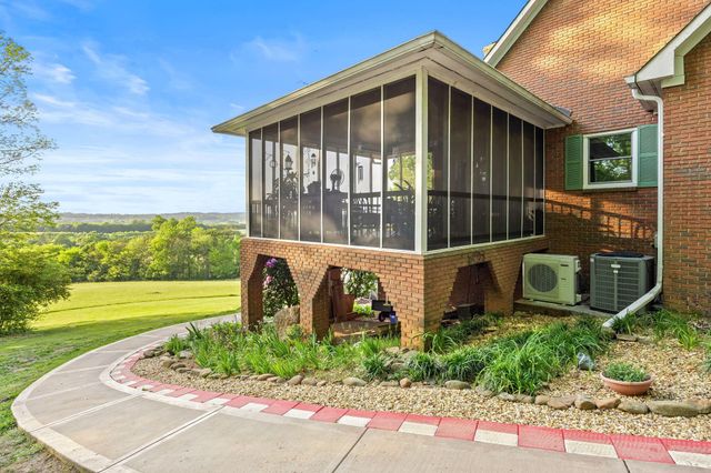 114 Hidden Brook Drive, Sweetwater, TN 37874