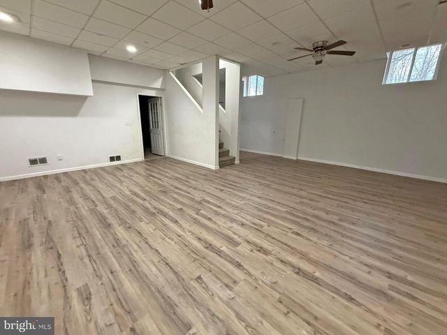 1316 EDGEMONT RD, Harrisburg, PA 17109