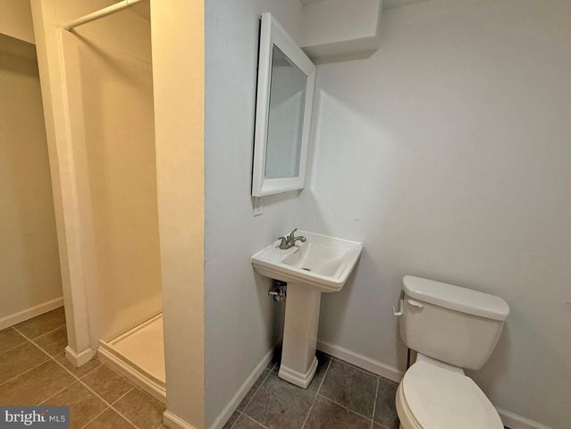 1316 EDGEMONT RD, Harrisburg, PA 17109