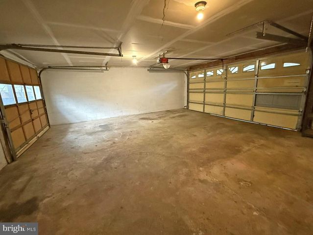 1316 EDGEMONT RD, Harrisburg, PA 17109