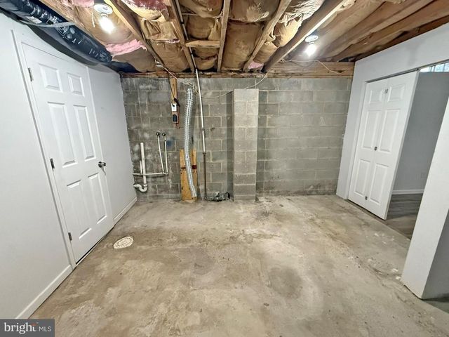 1316 EDGEMONT RD, Harrisburg, PA 17109