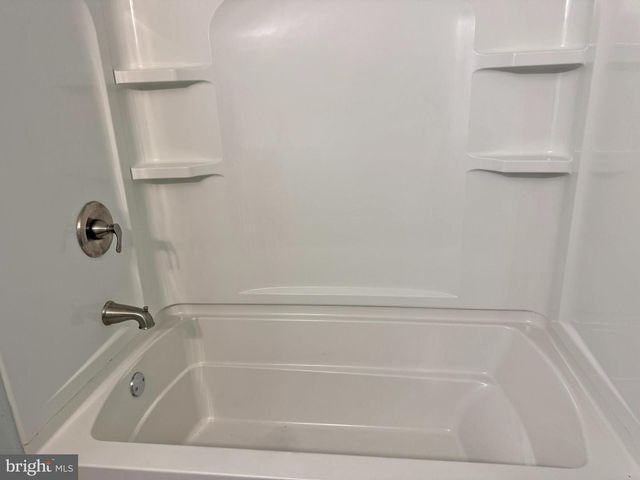 1316 EDGEMONT RD, Harrisburg, PA 17109