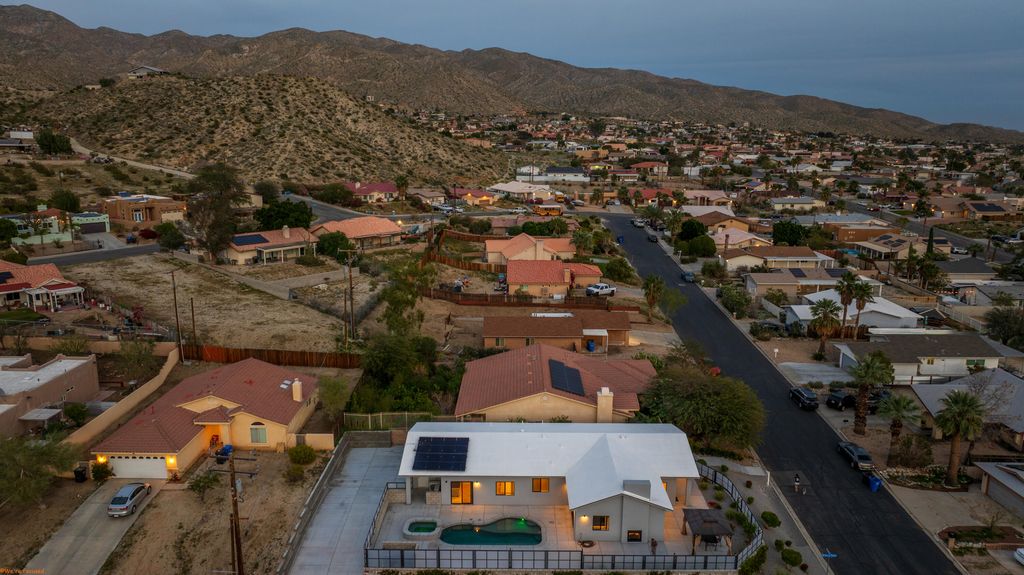 Image 1 of property listing at 66174 Avenida Suenos, Desert Hot Springs, CA 92240