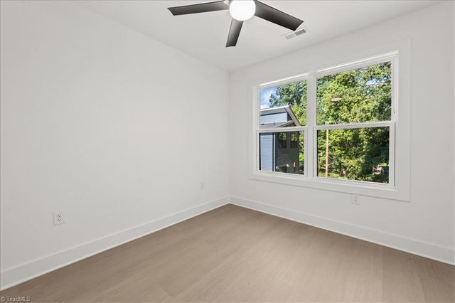 210 S Carter Street, Liberty, NC 27298