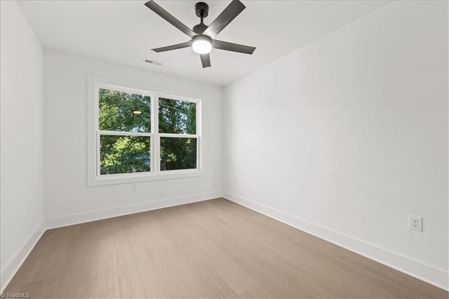 210 S Carter Street, Liberty, NC 27298