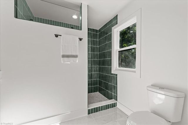 210 S Carter Street, Liberty, NC 27298