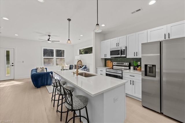 210 S Carter Street, Liberty, NC 27298