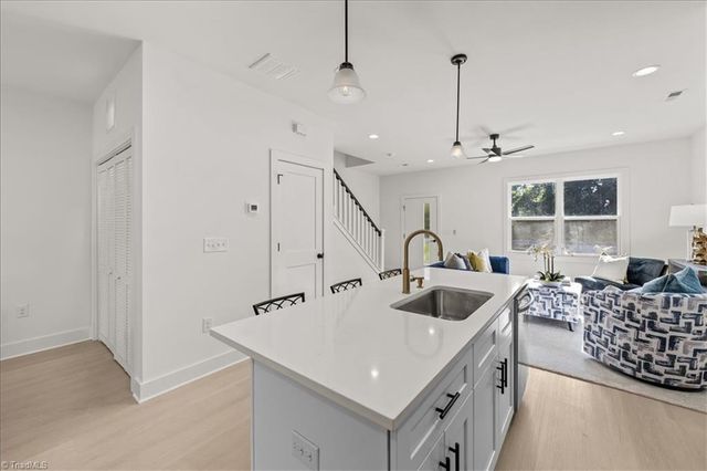 210 S Carter Street, Liberty, NC 27298