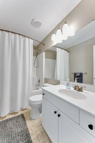 2453 Old Greenbrier RD # 124, Chesapeake, VA 23325