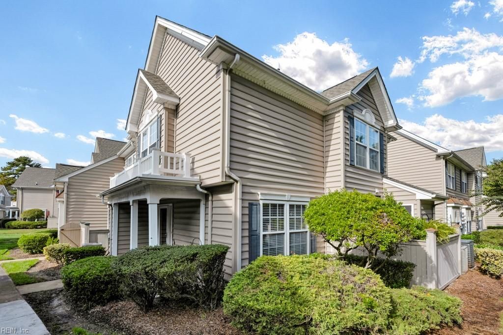 2453 Old Greenbrier RD # 124, Chesapeake, VA 23325