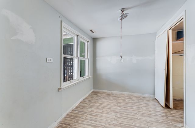 18040 Springfield Avenue, Homewood, IL 60430