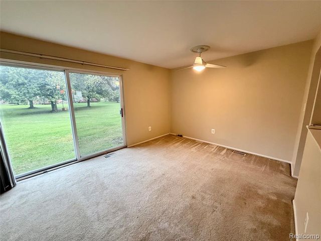 1920 Jan Court 29, Canton, MI 48187