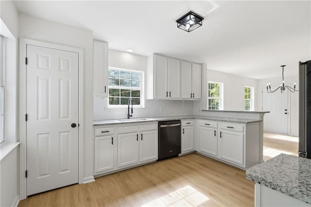 2772 Arctic Court, Morrow, GA 30260
