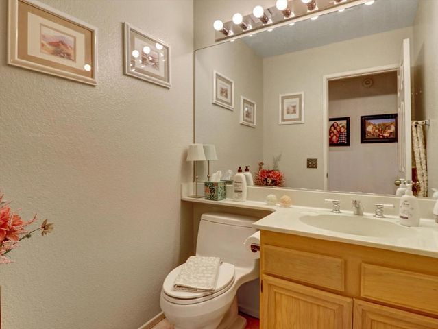 9527 Oakmount Boulevard, Desert Hot Springs, CA 92240