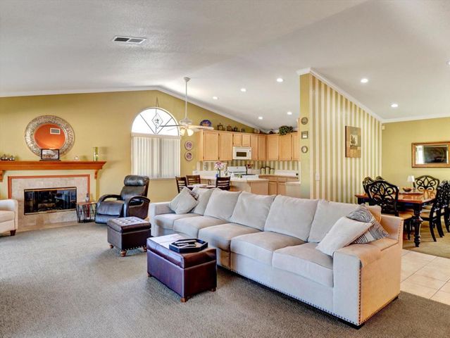 9527 Oakmount Boulevard, Desert Hot Springs, CA 92240