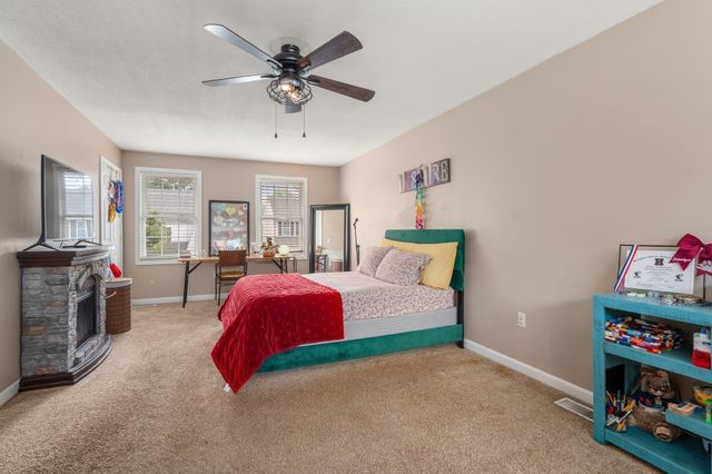 109 Appleton St, Springfield, MA 01108