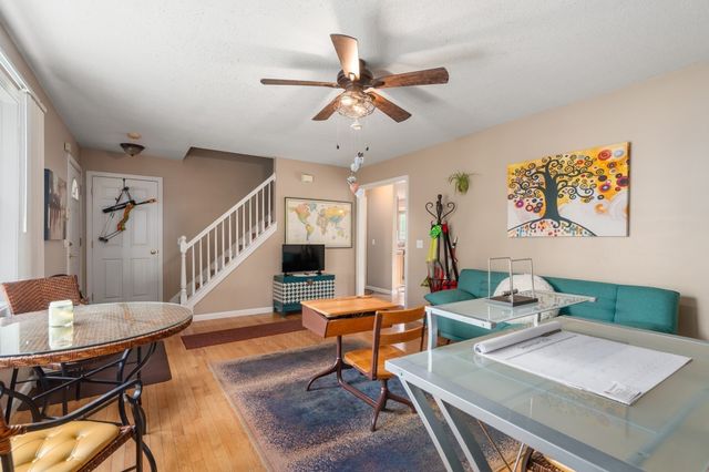 109 Appleton St, Springfield, MA 01108