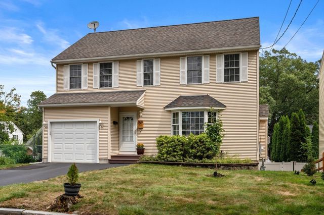 109 Appleton St, Springfield, MA 01108