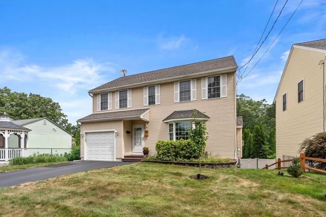 109 Appleton St, Springfield, MA 01108