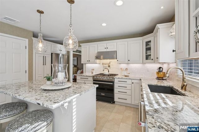 130 Tamboer Drive, North Haledon, NJ 07508