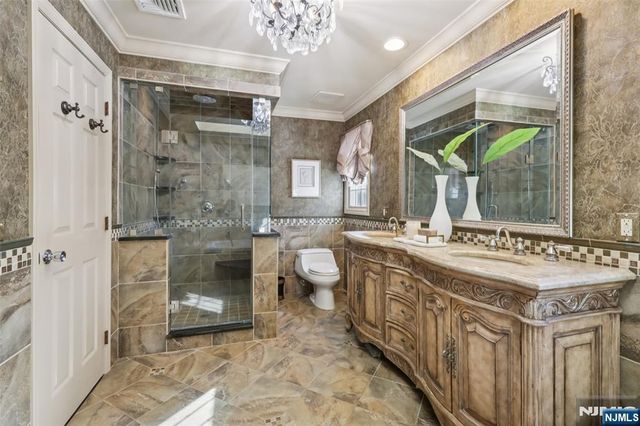 130 Tamboer Drive, North Haledon, NJ 07508