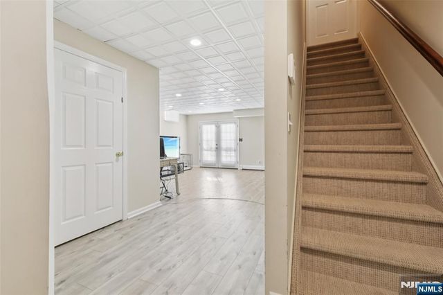 130 Tamboer Drive, North Haledon, NJ 07508