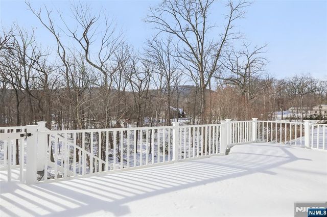 130 Tamboer Drive, North Haledon, NJ 07508