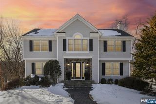 130 Tamboer Drive, North Haledon, NJ 07508