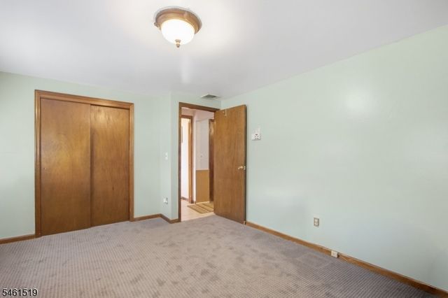 14 Leonard Rd, Butler Boro, NJ 07405