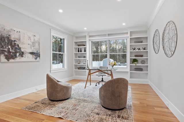 6 Parker Road, Bedford, MA 01730