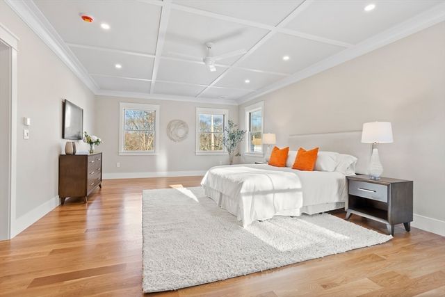 6 Parker Road, Bedford, MA 01730