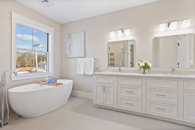 6 Parker Road, Bedford, MA 01730