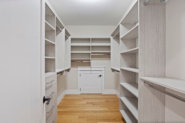 6 Parker Road, Bedford, MA 01730