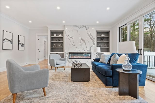 6 Parker Road, Bedford, MA 01730