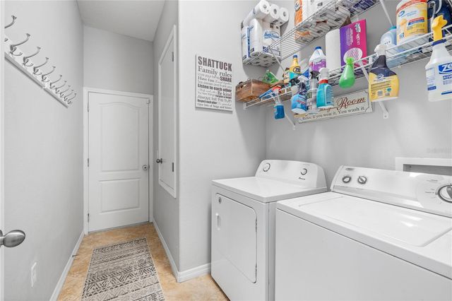 8020 ALAMOSA WOOD AVENUE, Ruskin, FL 33573