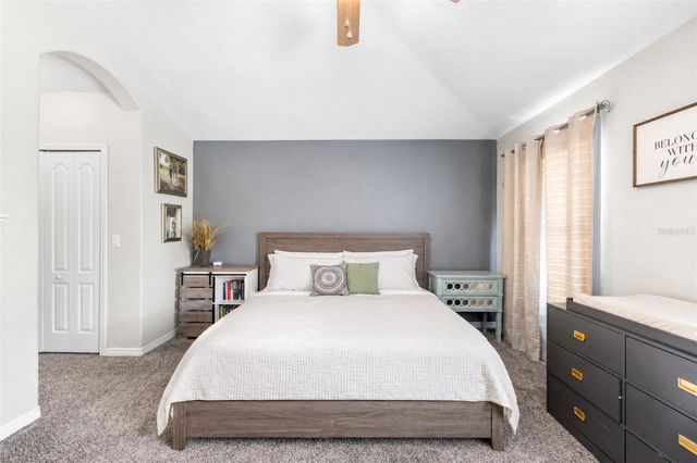 8020 ALAMOSA WOOD AVENUE, Ruskin, FL 33573