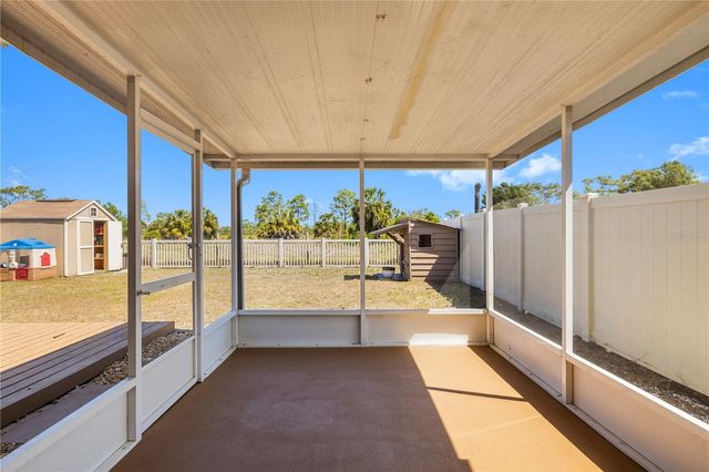 8020 ALAMOSA WOOD AVENUE, Ruskin, FL 33573