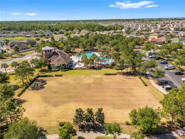 8020 ALAMOSA WOOD AVENUE, Ruskin, FL 33573