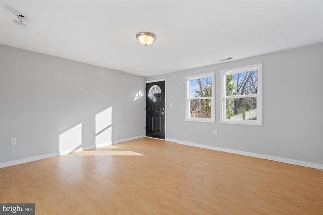 801 SECKEL CT, Halethorpe, MD 21227