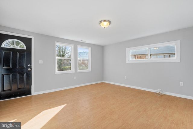 801 SECKEL CT, Halethorpe, MD 21227