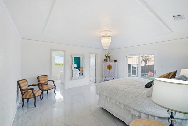 950 Shady Cove Place, Desoto, TX 75115