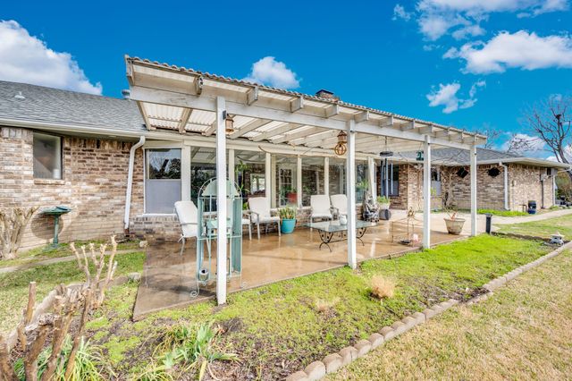 950 Shady Cove Place, Desoto, TX 75115