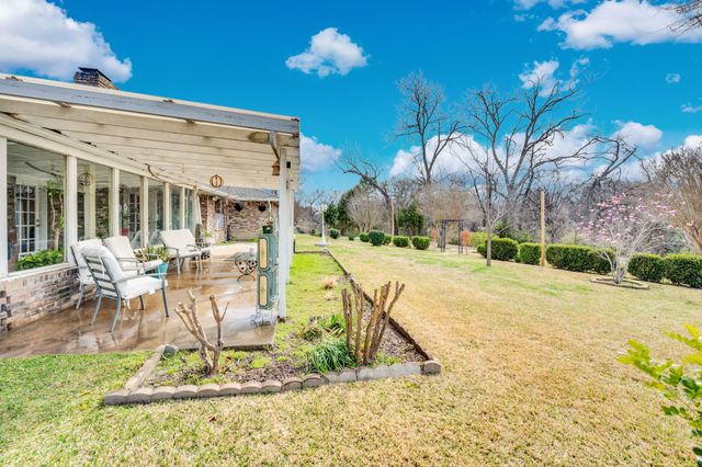 950 Shady Cove Place, Desoto, TX 75115