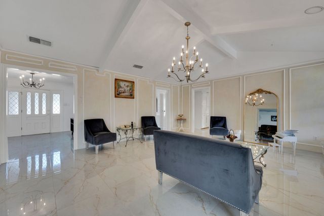 950 Shady Cove Place, Desoto, TX 75115